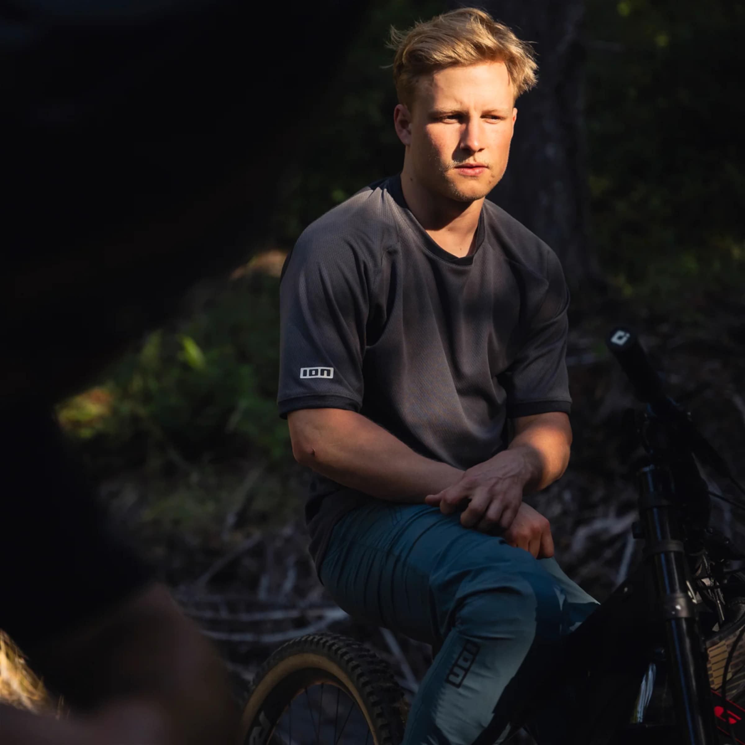 JERSEY TECH LOGO SS Kurzarm MTB Bikeshirt