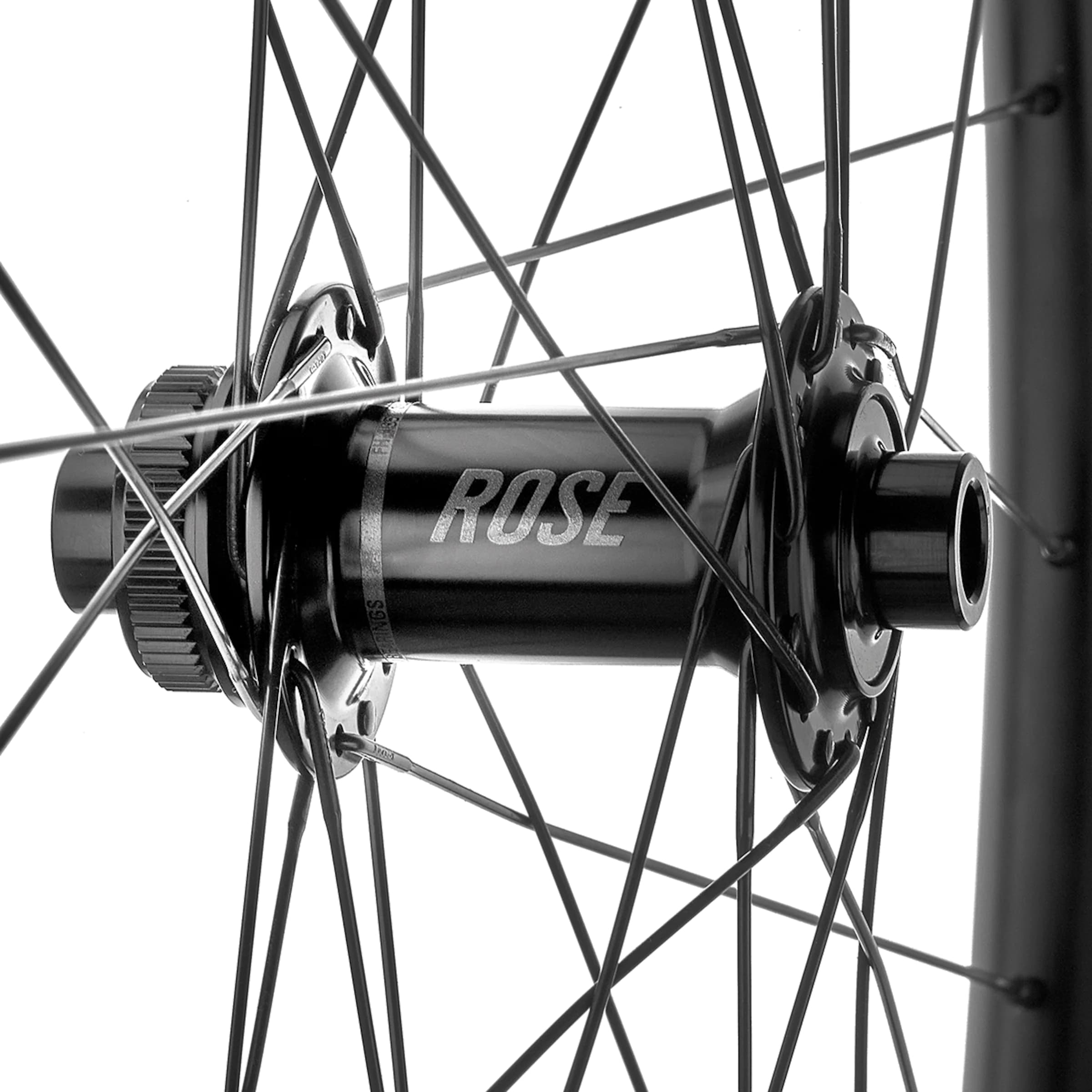 R-Thirty Disc 28" / 700 C Road Bike Front Wheel | 28 Spokes