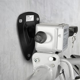 Support mural long pour porte-vélos sur boule d’attelage