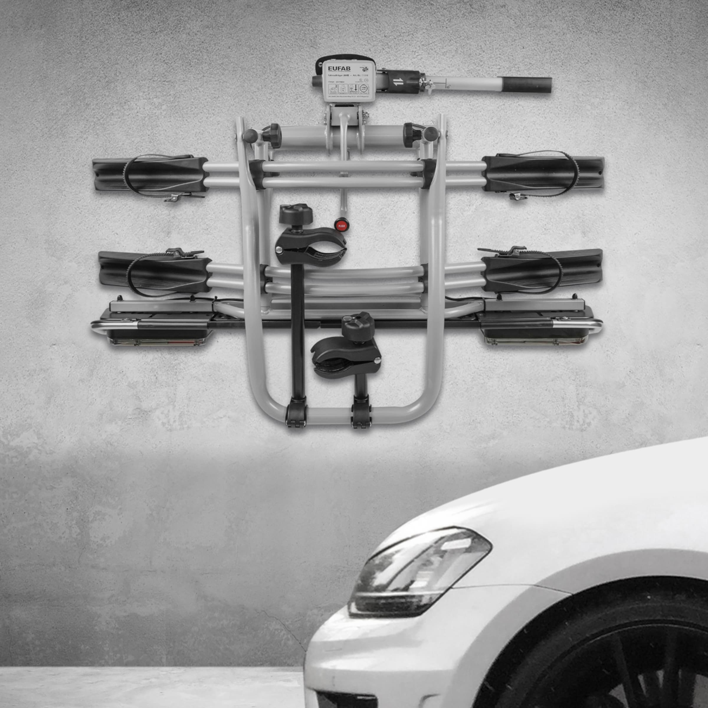 Support mural long pour porte-vélos sur boule d’attelage