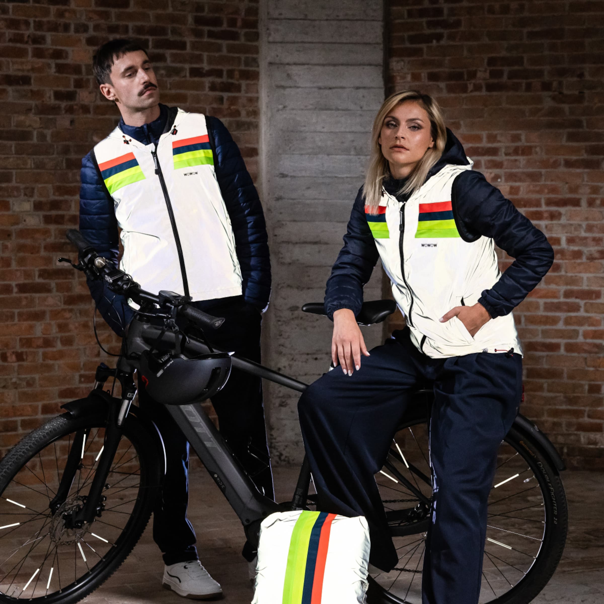 FINALIST JACKET Reflective Vest with Hood